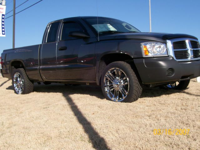 Claw on Dodge Ram